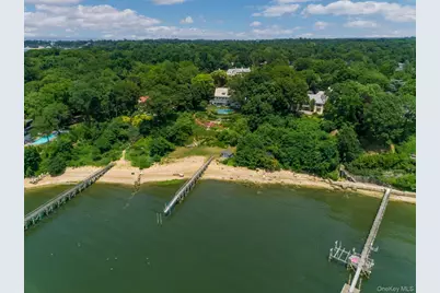 10 Hicks Lane, Port Washington, NY 11050 - Photo 1