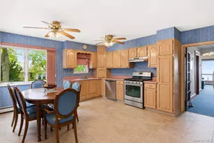 120 Soundview Dr, Rocky Point, NY 11778 - Photo 15