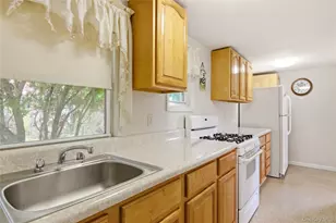 120 Soundview Dr, Rocky Point, NY 11778 - Photo 33