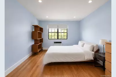 6138 233rd Street #24, Oakland Gardens, NY 11364 - Photo 5
