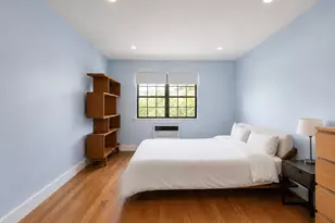 61-38 233rd St, Oakland Gardens, NY 11364 - Photo 5