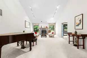 10 Doral Dr, Manhasset, NY 11030 - Photo 3