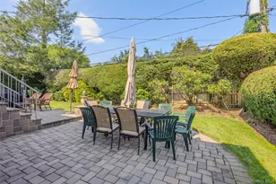 16 Winthrop Rd, Plainview, NY 11803 - Photo 27