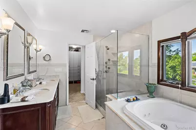 16 Winthrop Road, Plainview, NY 11803 - Photo 21