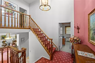 16 Winthrop Rd, Plainview, NY 11803 - Photo 11