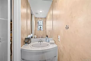 16 Winthrop Rd, Plainview, NY 11803 - Photo 25
