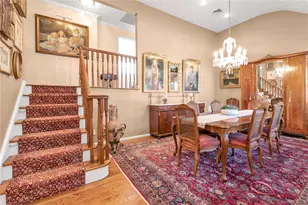 4 Dairy Dr, Glen Cove, NY 11542 - Photo 3
