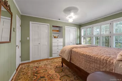 4 Dairy Drive, Glen Cove, NY 11542 - Photo 21