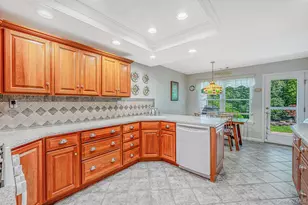 19 Sayville Ct, Ridge, NY 11961 - Photo 9