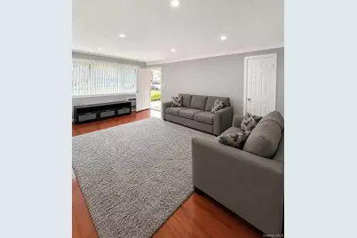 15054 Melbourne Avenue #1R, Flushing, NY 11367 - Photo 3