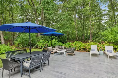 2723 Deerfield Road, Southampton, NY 11963 - Photo 19