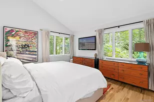 2723 Deerfield Rd, Southampton, NY 11963 - Photo 11