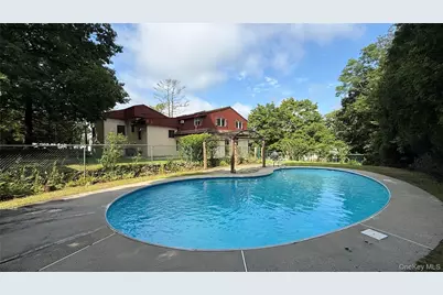 1 Sunset Drive, Suffern, NY 10901 - Photo 3