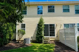 43 Commodore Cir, Port Jefferson Station, NY 11776 - Photo 27