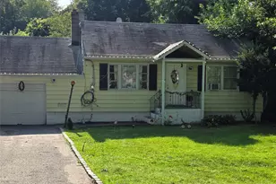 2467 New York Ave, Melville, NY 11747 - Photo 9