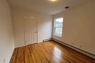 20 Edgewood Rd, Port Washington, NY 11050 - Photo 11