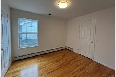 20 Edgewood Road #A, Port Washington, NY 11050 - Photo 9