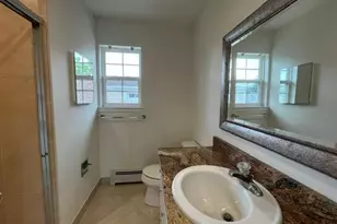20 Edgewood Rd, Port Washington, NY 11050 - Photo 17