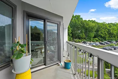 100 High Point Drive #401, Hartsdale, NY 10530 - Photo 23