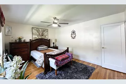 69-12 138th Street #B, Flushing, NY 11367 - Photo 7