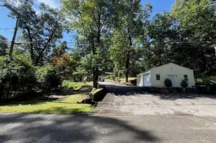 55 Wenonah Rd, Putnam Valley, NY 10579 - Photo 7