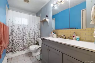 369 Central Ave, Deer Park, NY 11729 - Photo 15