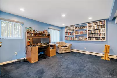 369 Central Avenue, Deer Park, NY 11729 - Photo 17