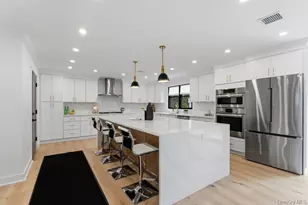 8 Allison Dr, Old Bethpage, NY 11804 - Photo 17