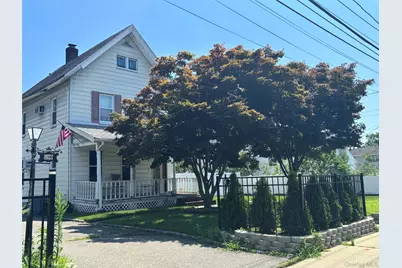 1023 Newbridge Road, Bellmore, NY 11710 - Photo 3