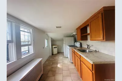 12 Cliff Street #2, Beacon, NY 12508 - Photo 5