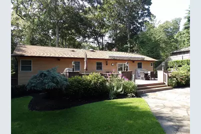 10 George Hill Road, Mount Sinai, NY 11766 - Photo 17