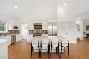 10 Peconic View Ct, Southampton, NY 11968 - Photo 11
