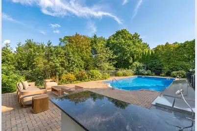 10 Peconic View Court, Southampton, NY 11968 - Photo 27
