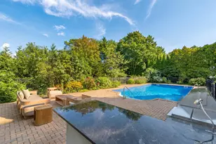 10 Peconic View Ct, Southampton, NY 11968 - Photo 27