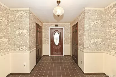 6 Duquesne Drive, Greenlawn, NY 11740 - Photo 5
