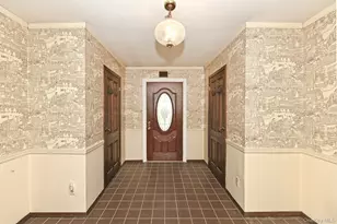 6 Duquesne Dr, Greenlawn, NY 11740 - Photo 5