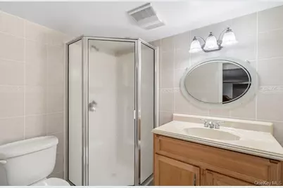 14 Hickman Street, Syosset, NY 11791 - Photo 23
