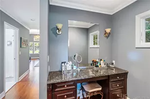 14 Hickman St, Syosset, NY 11791 - Photo 21