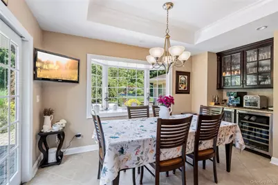 14 Hickman Street, Syosset, NY 11791 - Photo 9
