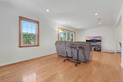 684 Marion Avenue, Peekskill, NY 10566 - Photo 7