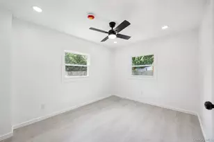 36 Fifty Acre Rd S, Smithtown, NY 11787 - Photo 25