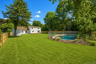 36 Fifty Acre Rd S, Smithtown, NY 11787 - Photo 35