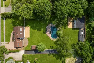 36 Fifty Acre Rd S, Smithtown, NY 11787 - Photo 7