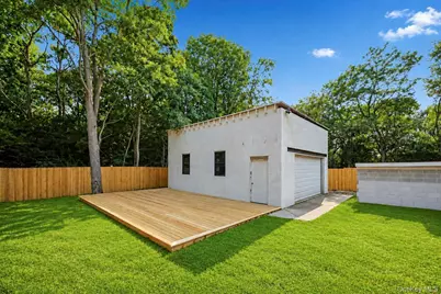 36 Fifty Acre Road S, Smithtown, NY 11787 - Photo 41