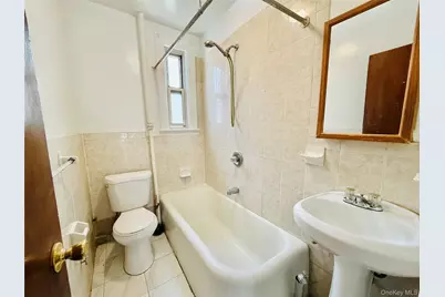 1823 Radcliff Avenue, Bronx, NY 10462 - Photo 7