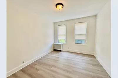 1823 Radcliff Avenue, Bronx, NY 10462 - Photo 15