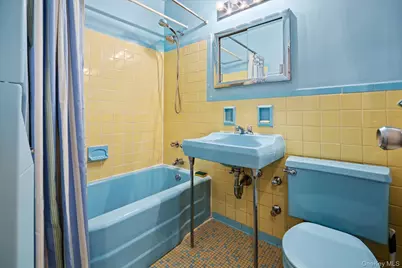 125-10 Queens Boulevard #716, Kew Gardens, NY 11415 - Photo 19