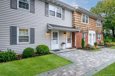 2 Anchorage #5A, Oyster Bay, NY 11771 - Photo 1