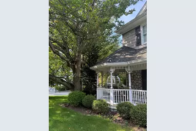 24 Arlington Avenue, Smithtown, NY 11780 - Photo 19