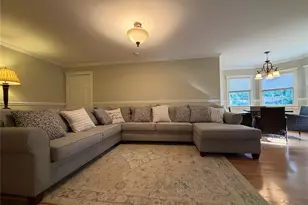 24 Arlington Ave, Smithtown, NY 11780 - Photo 15
